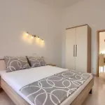 Orange * ميدولين