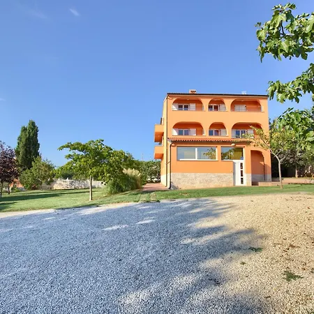 Apartment Orange
